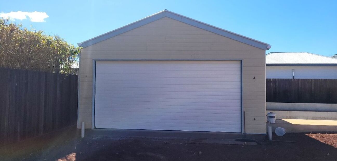 Detached Garage Door & Opener in Brighton