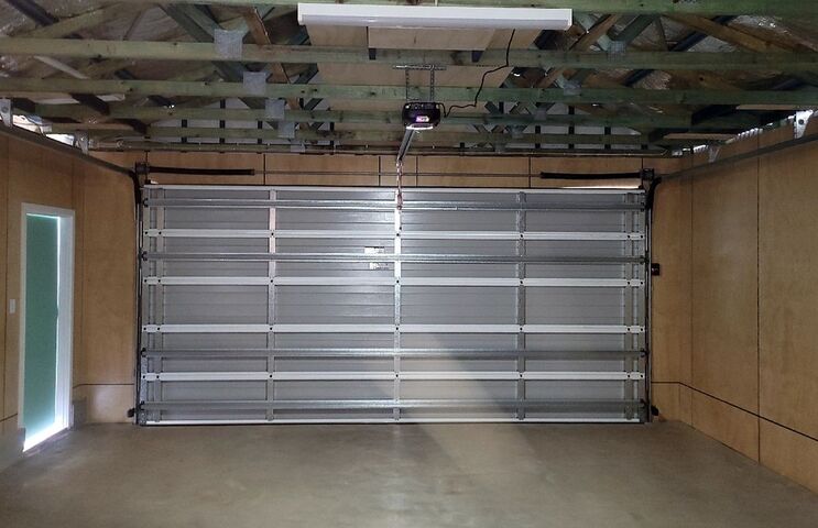 Detached Garage Door & Opener in Brighton